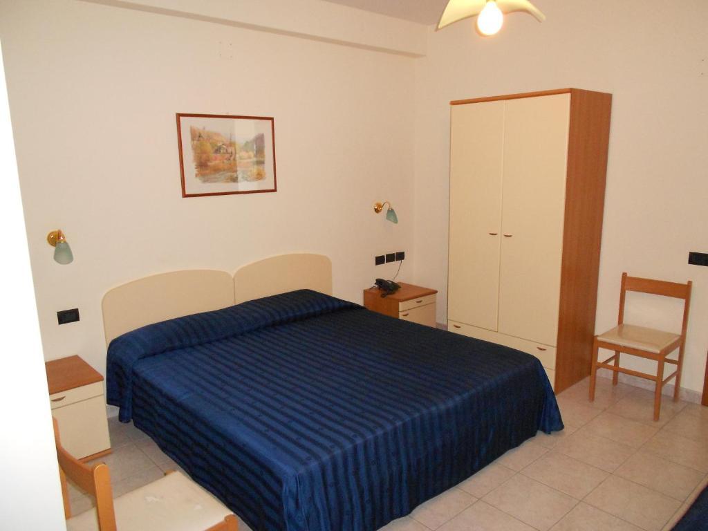Hotel Santangelo Monte Sant'Angelo Bilik gambar